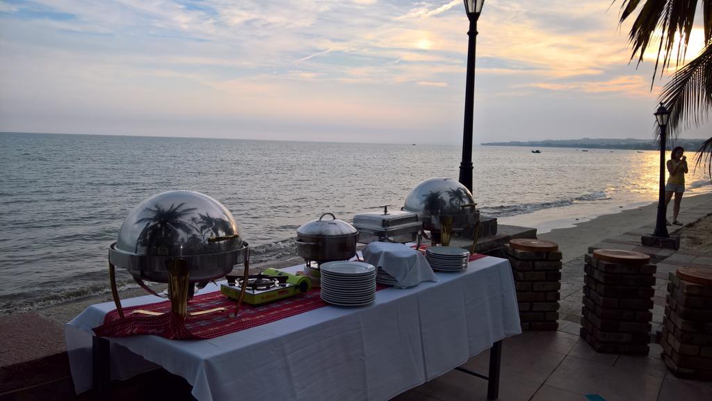 Dynasty Mui Ne Beach Resort Phan Thiết Buitenkant foto