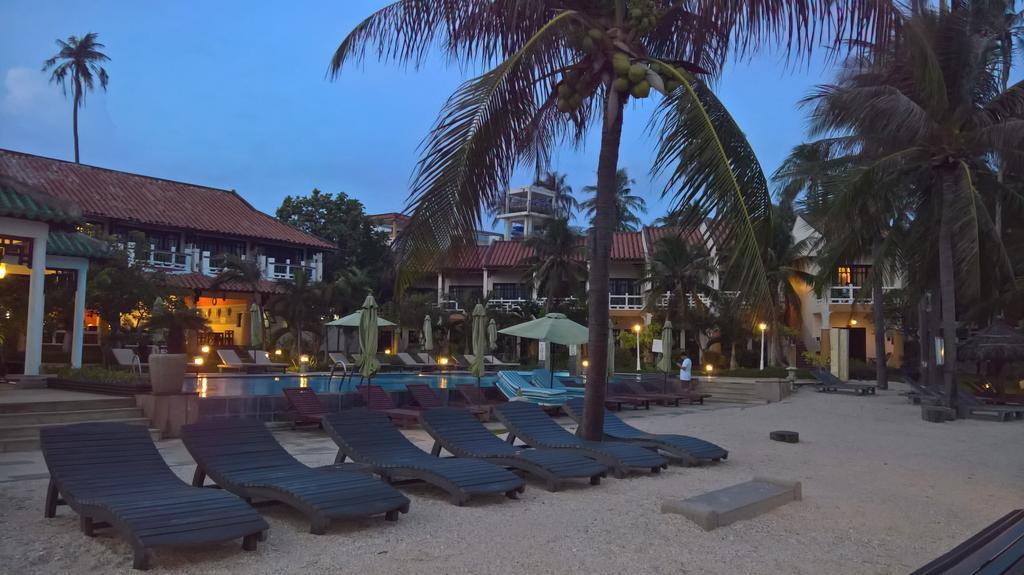 Dynasty Mui Ne Beach Resort Phan Thiết Buitenkant foto