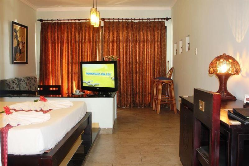 Dynasty Mui Ne Beach Resort Phan Thiết Buitenkant foto